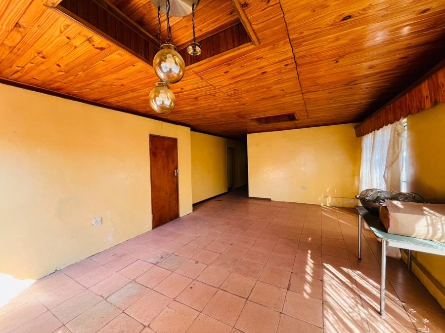 3 Bedroom Property for Sale in Kagisanong Free State